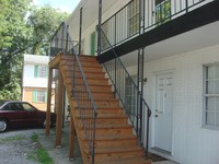 1523 Compton St NE in Roanoke, VA - Foto de edificio - Building Photo