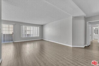 4647 Willis Ave in Los Angeles, CA - Building Photo - Building Photo