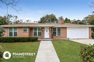 85589 Winona Bayview Rd in Yulee, FL - Building Photo