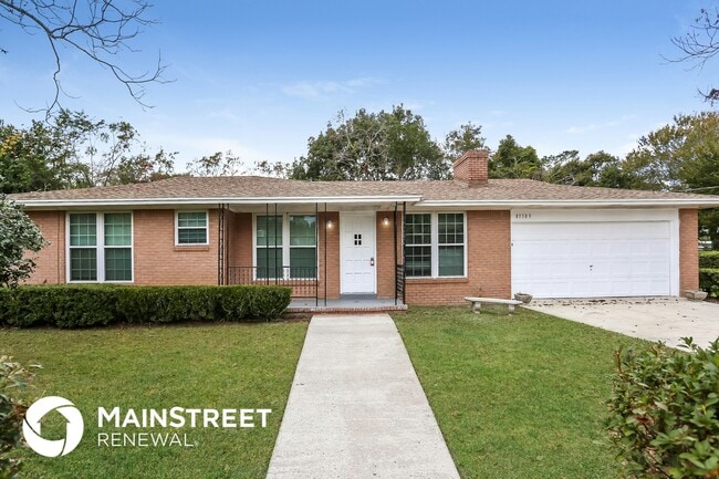 property at 85589 Winona Bayview Rd