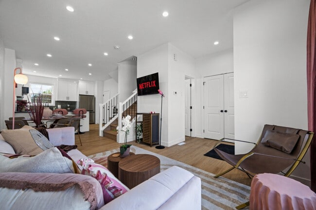 11021-11155 155 St NW in Edmonton, AB - Building Photo - Building Photo