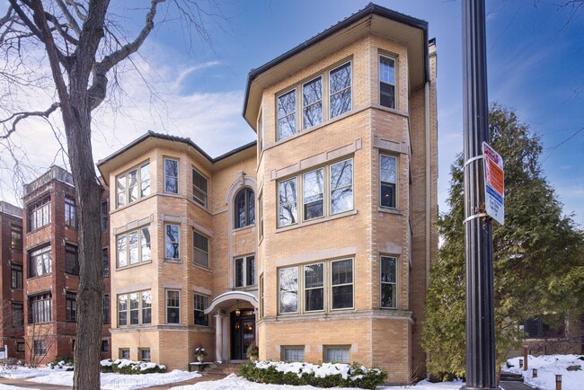 918 Michigan Ave in Evanston, IL - Foto de edificio - Primary Photo