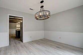 1132 Fries Rd in Houston, TX - Building Photo - Building Photo