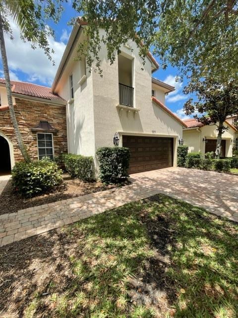 1811 Flower Dr in Palm Beach Gardens, FL - Building Photo - Building Photo