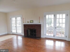 179 Berrys Ferry Rd in White Post, VA - Building Photo - Building Photo