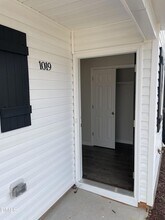 1019 Peony Ln, Unit 4123 in Youngsville, NC - Building Photo - Building Photo