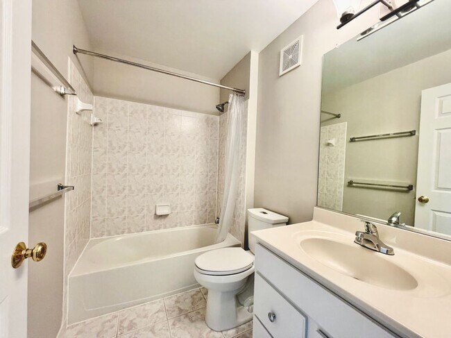 307D Prettyman Dr in Rockville, MD - Building Photo - Building Photo