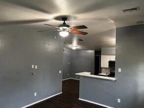 15601 Acacia Rd in Moore, OK - Building Photo - Building Photo