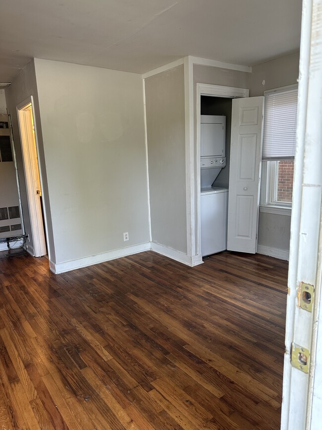 836 Rodey Ave, Unit 3 in Charlotte, NC - Building Photo - Building Photo