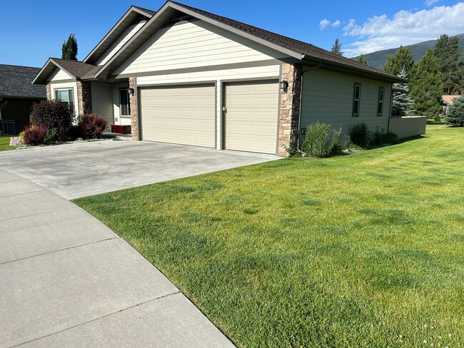 45 Rock Creek Dr in Stevensville, MT - Building Photo - Building Photo