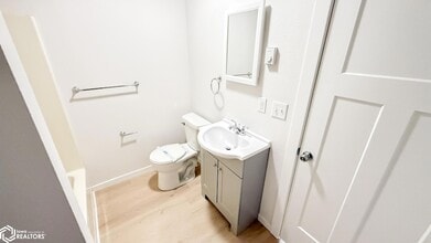 10994 115th Ave, Unit 7202 in Burlington, IA - Building Photo - Building Photo