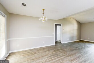 120 Lakefront Dr in Covington, GA - Foto de edificio - Building Photo
