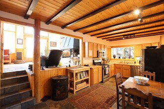 43615 Wolf Rd in Big Bear Lake, CA - Building Photo - Building Photo