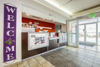 Siegel Select New Orleans in New Orleans, LA - Building Photo - Interior Photo