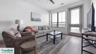 5811 Main St in McCordsville, IN - Building Photo