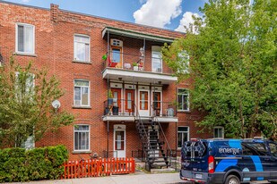 971 Du Couvent Rue in Montréal, QC - Building Photo