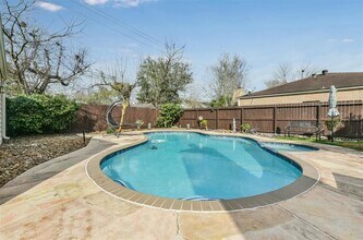 12114 Rocky Knoll Dr in Houston, TX - Building Photo - Building Photo