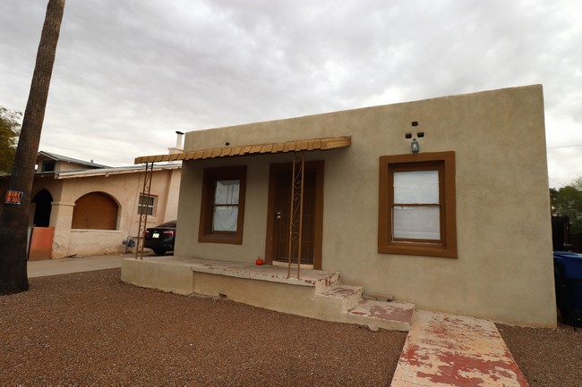 1132 E Florita St in Tucson, AZ - Building Photo - Building Photo