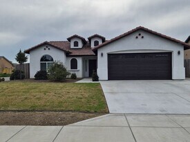 6607 Tulia Ln in Bakersfield, CA - Building Photo