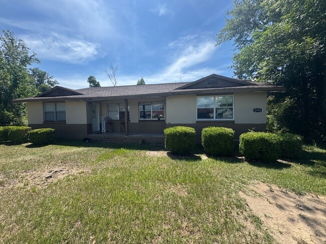 property at 2991 Guyton St