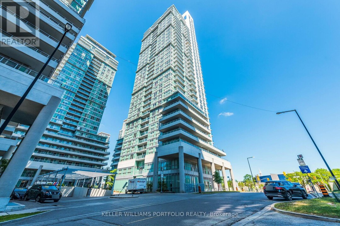 70-870 Town Centre Court in Toronto, ON - Building Photo