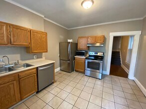 215 E Maynard Ave-Unit -217 in Columbus, OH - Foto de edificio - Building Photo