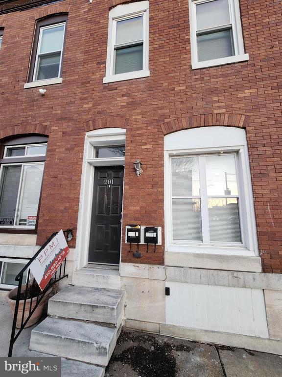 201 S Ellwood Ave in Baltimore, MD - Building Photo - Building Photo