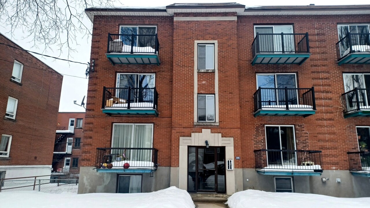 3185-3195 Barclay Av in Montréal, QC - Building Photo