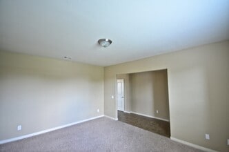 8211 Running Brook Ln in Richmond, TX - Building Photo - Building Photo