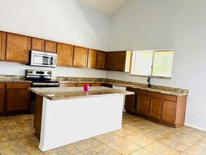 7320 S 15th Dr in Phoenix, AZ - Building Photo - Building Photo
