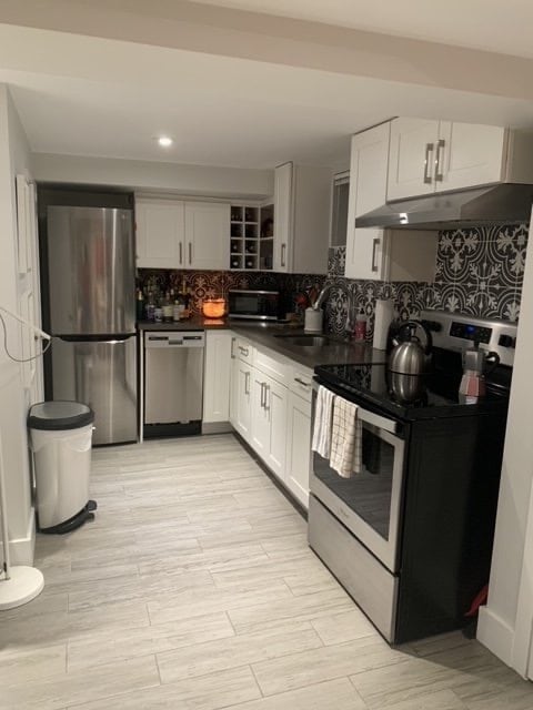 property at 565 Dovercourt Rd