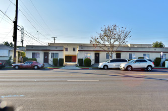 South Gate Apartments in South Gate, CA - Building Photo - Other