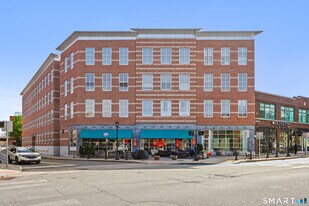 10 Ann St in Norwalk, CT - Building Photo