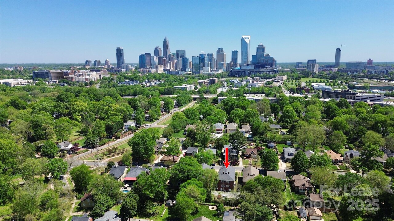 600 Walnut Ave in Charlotte, NC - Building Photo