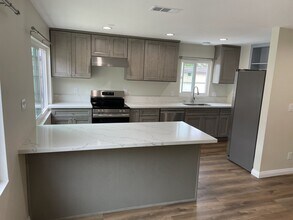 3671 Howard Ave, Unit 3 in Los Alamitos, CA - Building Photo - Building Photo