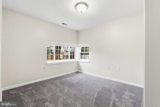 9813 Cottrell Terrace in Silver Spring, MD - Building Photo - Building Photo