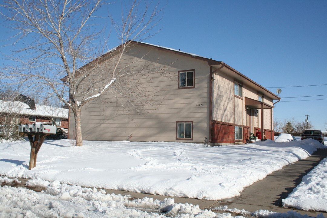 10775 W 13th Ave in Lakewood, CO - Foto de edificio