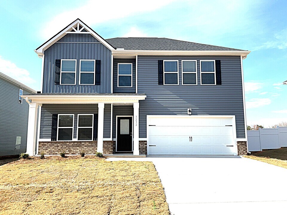 3232 Emberly Dr in Roebuck, SC - Foto de edificio