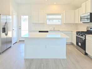 1528 Chapel Rnch Rd in Georgetown, TX - Building Photo - Building Photo