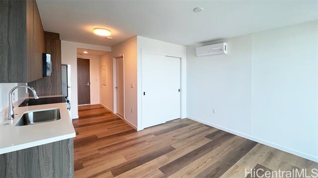 property at 1515 Liona St