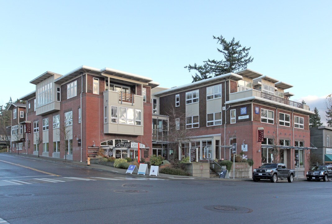 The Winslow in Bainbridge Island, WA - Foto de edificio