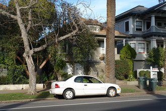 2015 N St in Sacramento, CA - Building Photo - Building Photo