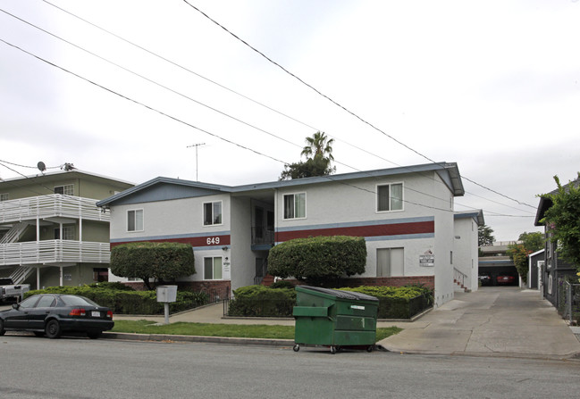 The Gardens in San Jose, CA - Building Photo - Building Photo