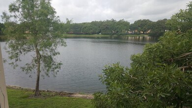 3610 N 56th Ave in Hollywood, FL - Foto de edificio - Building Photo