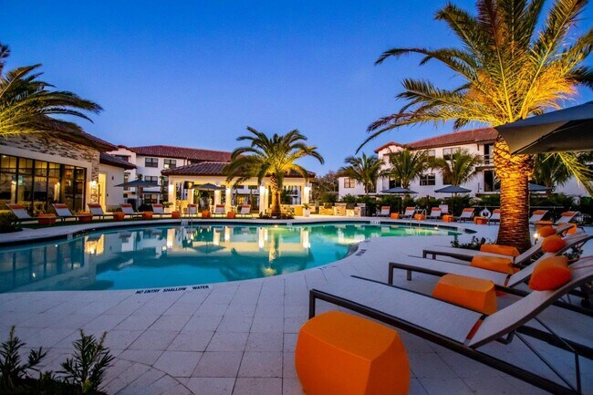 Legacy at Oakwood Landing in Melbourne, FL - Building Photo - Building Photo