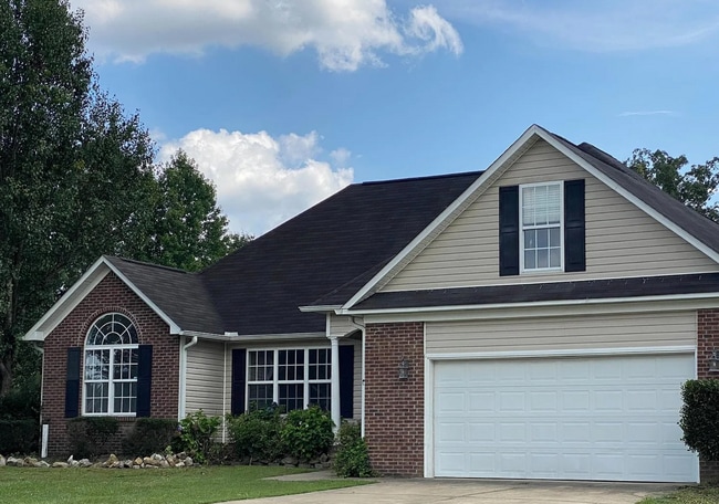 137 Haywood Dr in Raeford, NC - Building Photo - Building Photo