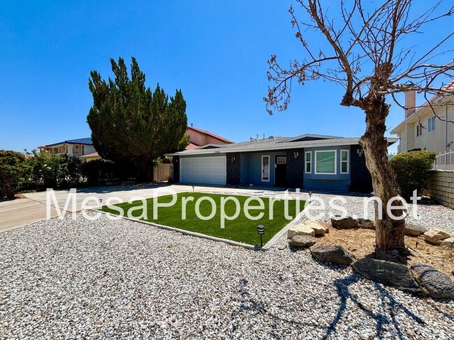 13626 Sea Gull Dr in Victorville, CA - Building Photo - Building Photo