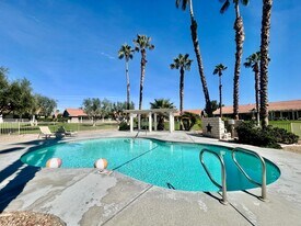 44280 E Sundown Crest Dr in La Quinta, CA - Building Photo