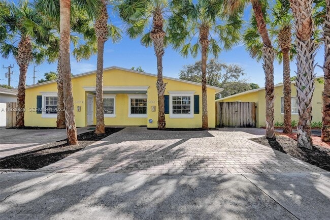 902 Mandarin Isle in Fort Lauderdale, FL - Building Photo - Building Photo