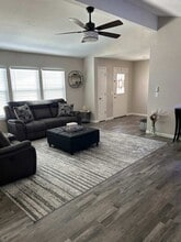 1 Kaseberg Dr in Roseville, CA - Building Photo - Building Photo